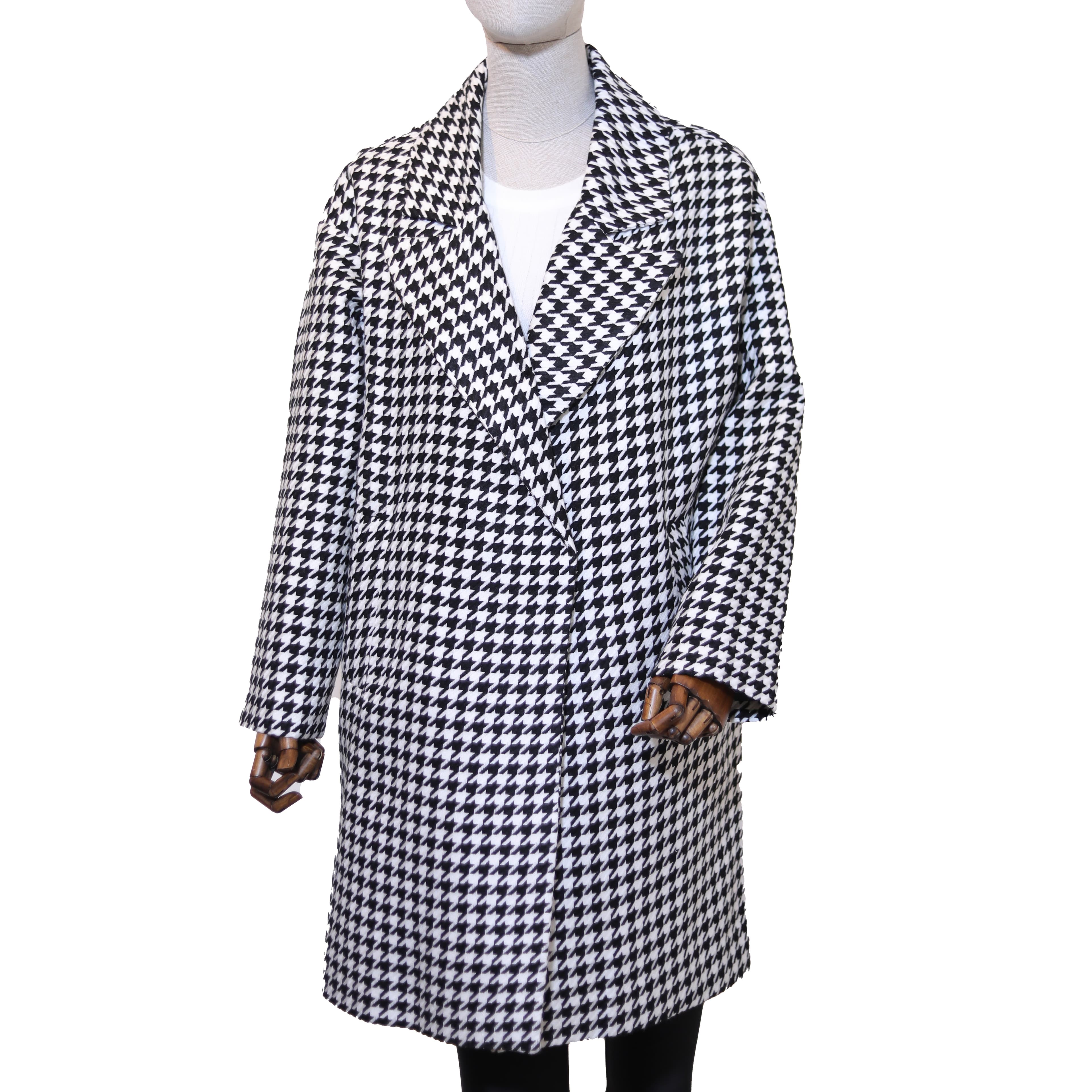 پالتو زنانه طرح هاندستوث